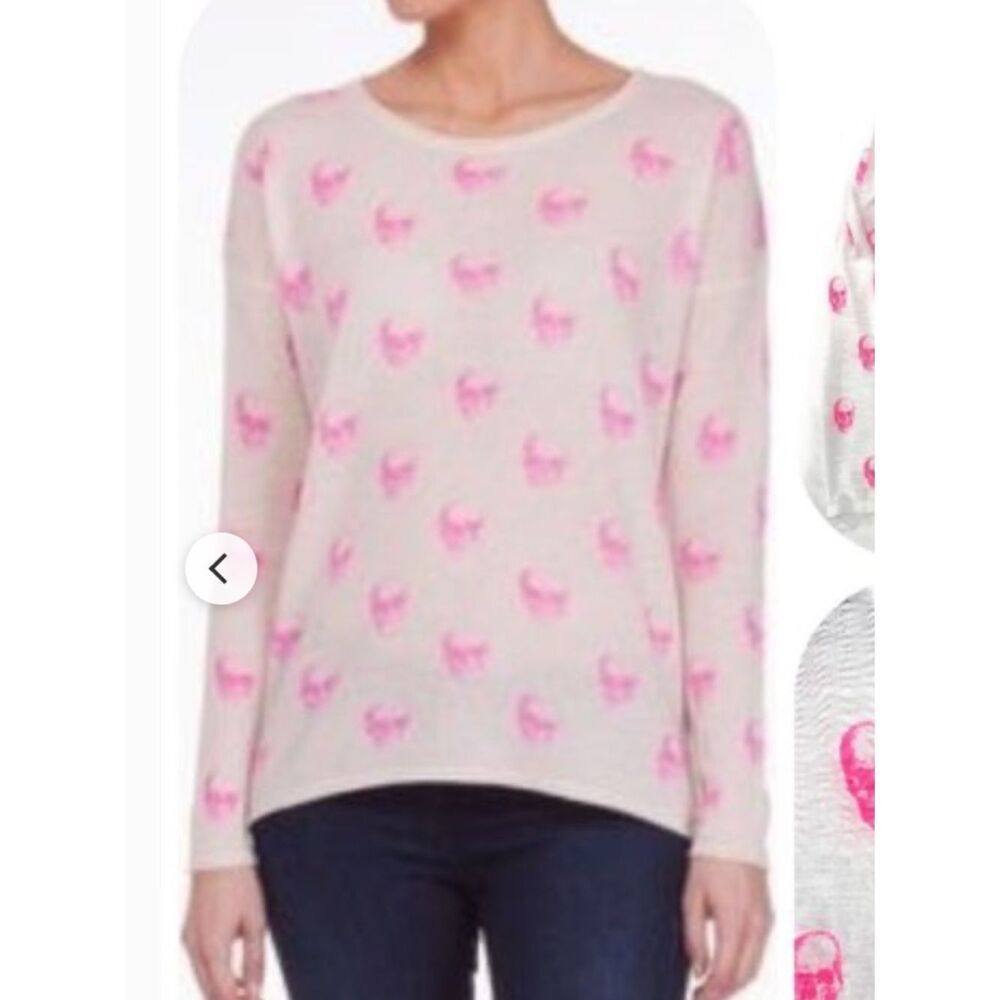 Skull Cashmere Cotton Skull Print Knit Top
D8